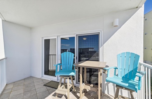 Fort Walton Beach Condo | SeaCrest 501A - Beachfront Studio Free Seasonal Beach Service