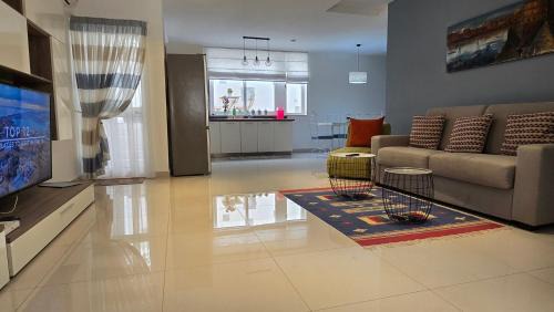 Qawra Apartment | SeaCrest