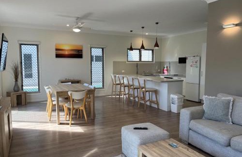 Rainbow Beach House | Seadaze 1 Rainbow Beach