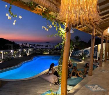Labuan Bajo Hotel | Seaesta Komodo Hotel & Hostel