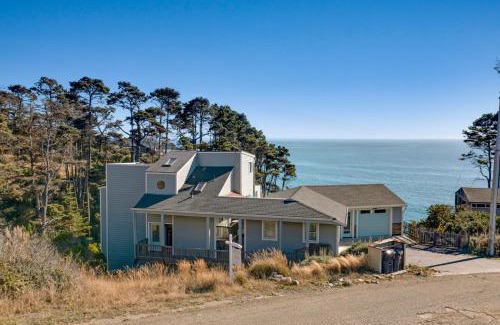 Gualala House | Seaflower Cove: Spacious 4bd waterfront retreat