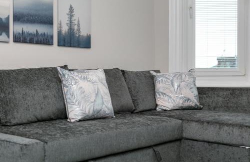 Ayr Apartment | Seaforth Suite - Donnini Apartments