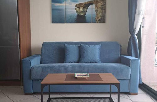 St. Paul's Bay Apartment | Seafront Apartment in St Paul's Bay