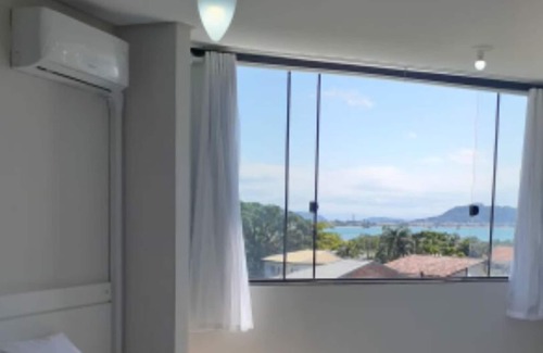 Ponta das Canas House | Seafront apartment