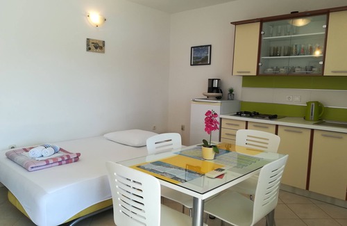 Dvornica Apartment | Seafront Apartment 1 in Kalebova Luka, Rogoznica