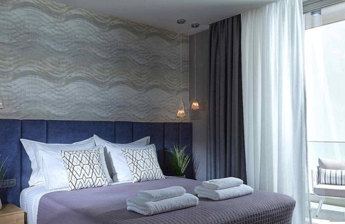 Hersonissos Centre Apartment | Seafront Apt by Myseasight.com with Seaview familyfriendly, direct on the beach