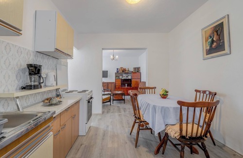 Rogoznica Apartment | Seafront apt with balcony, sea view and mooring