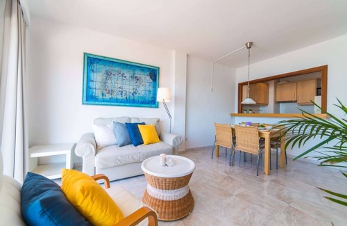 Alcudia Apartment | Seafront Charm in Alcudia