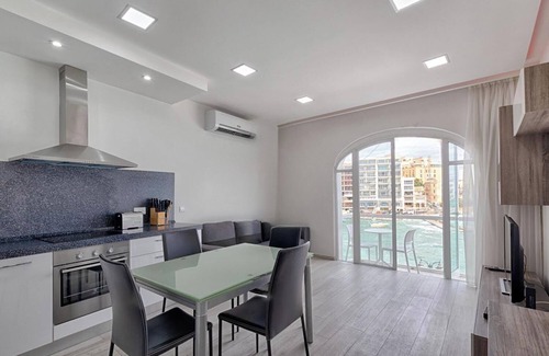 Tower Road Apartment | Seafront Designer Bliss in Central St Julian's
