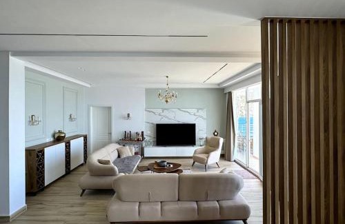 Kodrra Apartment | Seafront Oasis Luxury Apartment, with Sae View
