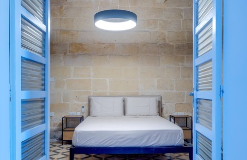 Il-Balluta House | Seafront Traditional Maltese Townhouse Balluta Bay