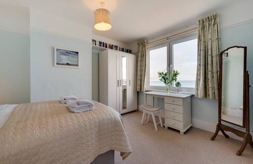 Swanage Cottage | Seagulls View, 12b The Parade