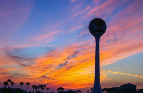 Pensacola Beach House | Seahorse unit M