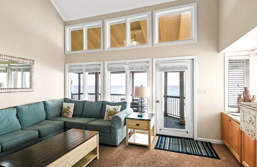 Crystal Beach House | Sealoft 204 | Beachfront With Three Balconies