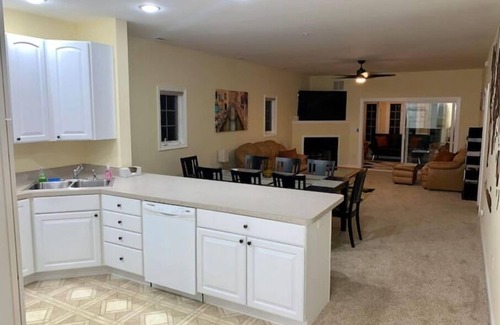 Lewes Condo | SeaRenity - beach, nature, biking, shopping, dinning