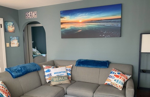Brigantine Cottage | SEAS THE DAY IN BRIGANTINE-BEACH BLOCK COTTAGE- 5 HOUSES TO BEACH FRI-FRI RENTAL
