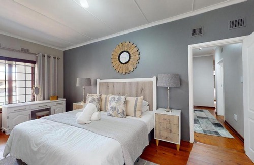 Scottburgh South House | Seas the day Scottburgh by Top Destinations Rentals