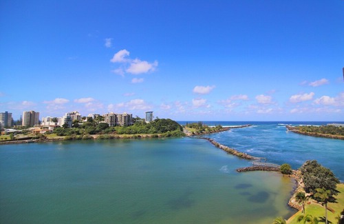 Tweed Heads Apartment | Seascape 1002 - Stunning Views - Absolute Beachfront - Fully Renovated!