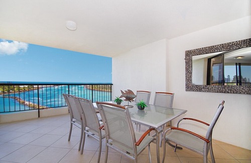 Tweed Heads Apartment | Seascape 1002 - Stunning Views - Absolute Beachfront - Fully Renovated!