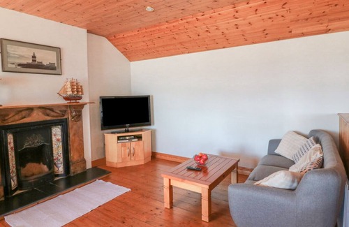 Slade Cottage | SEASCAPE, family friendly in Fethard-On-Sea, County Wexford