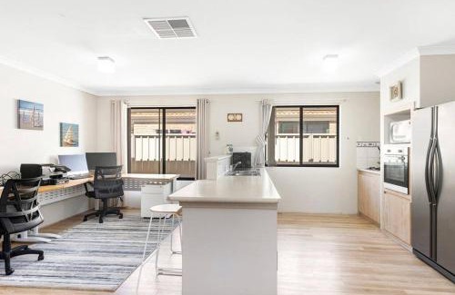 Geographe House | Seashells Bayside Retreat