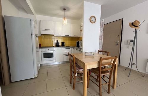 Moriani-Plage Apartment | Seaside Haven: Air-Conditioned 1BR with Terrace, Near Beach and Shops