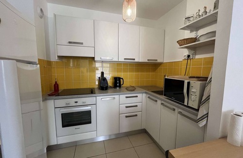 Moriani-Plage Apartment | Seaside Haven: Air-Conditioned 1BR with Terrace, Near Beach and Shops
