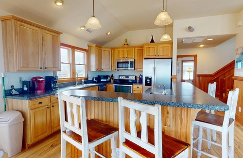 Corolla House | Seaside 3 night stays available for last minute bookings! Panoramic Views