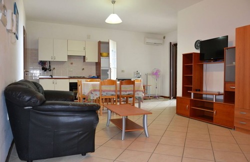 Roseto degli Abruzzi Apartment | Seaside apartment with front terrace overlooking the beach