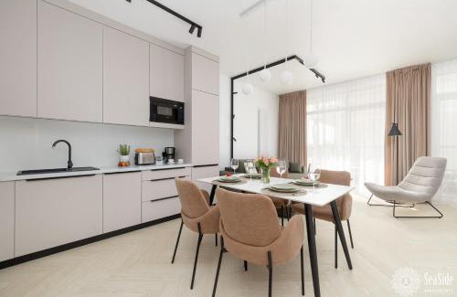 Sianozety Apartment | Seaside Apartamenty Ku Morzu Sianożęty 150m to the beach, swimming pool