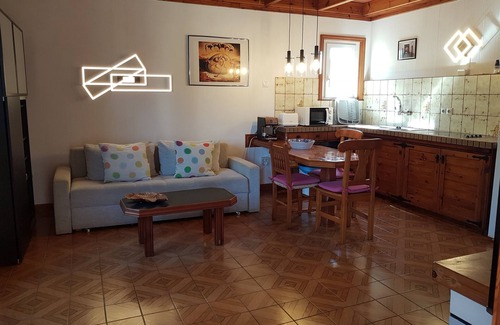 Cala Murada Apartment | SEASIDE apartment in a large house with salt water pool