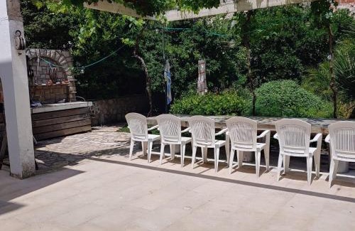 Stomorska Apartment | Seaside Apartment olta-Three Bedroom Apartment with Terrace