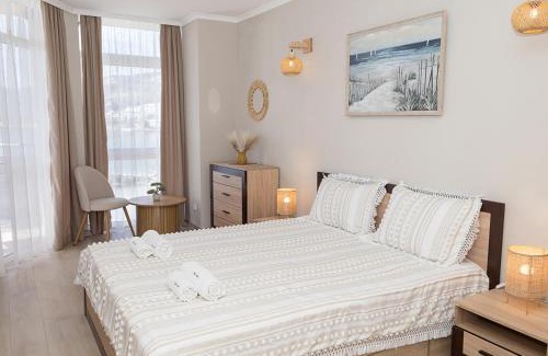 Kavarna Apartment | Seaside Bliss- Elegant 1BD with Stunning View by Flat Mаnager