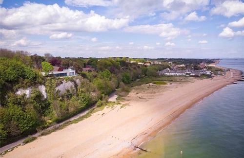 Martin Ski Chalet | Seaside Chalet - Sleeps 6