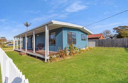 Lakes Entrance House | Seaside Escape