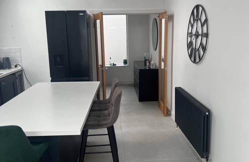 Paignton Cottage | Seaside Escape Cottage in Paignton
