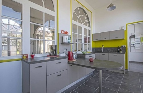 Sainte-Honorine-des-Pertes House | Seaside Escape for Families