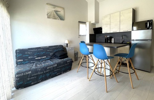 Banyuls-sur-Mer Apartment | Seaside Getaway: Renovated Apartment with AC, Terrace, and Parking in Banyuls-sur-Mer