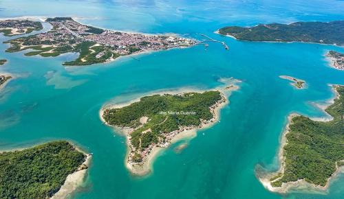 Madre de Deus House | Seaside Getaway Suite on Maria Guarda Island - BAH079
