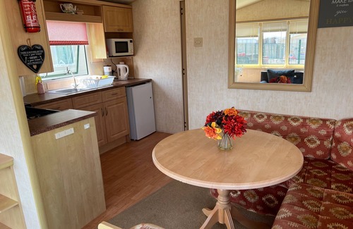 Colchester Cabin | Seaside Getaway Your Ultimate Island Retreat
