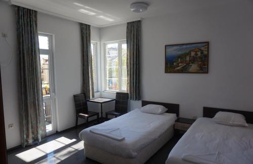 Burgas Center House | SeaSide Guest Rooms