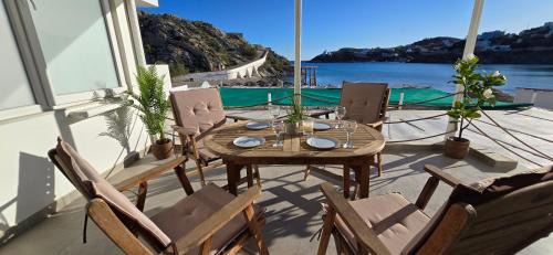 Vari Apartment | Seaside Haven in Vari