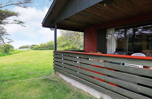 Vinderup House | Seaside Holiday Home with Terrace near Limfjord