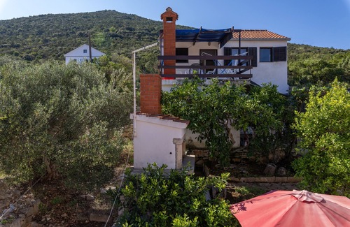 Pokrivenik House | Seaside holiday house Cove Zarace (Gdinj), Hvar (K-2048)