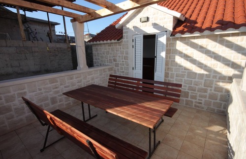 Kastel Novi House | Seaside holiday house Kaštel Novi, Kaštela (K-7554)