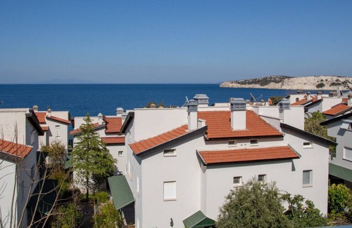 Karaburun Apartment | Seaside House w/ Amazing View in Karaburun, Izmir