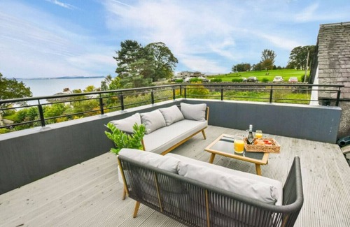 Aberdour House | Seaside Luxury Escape