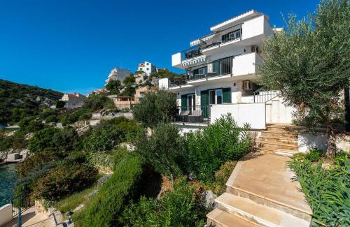 Vinisce House | Seaside luxury villa with a swimming pool Cove Ljubljeva, Trogir - 19258