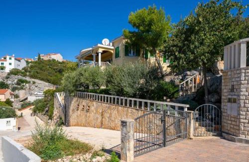 Vinisce Villa | Seaside luxury villa with a swimming pool Cove Ljubljeva, Trogir - 19259