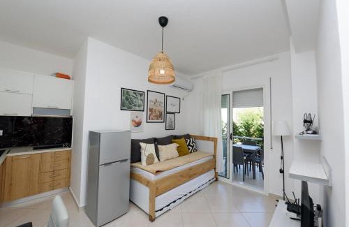 Orikum Apartment | Seaside Rradhime Vlore